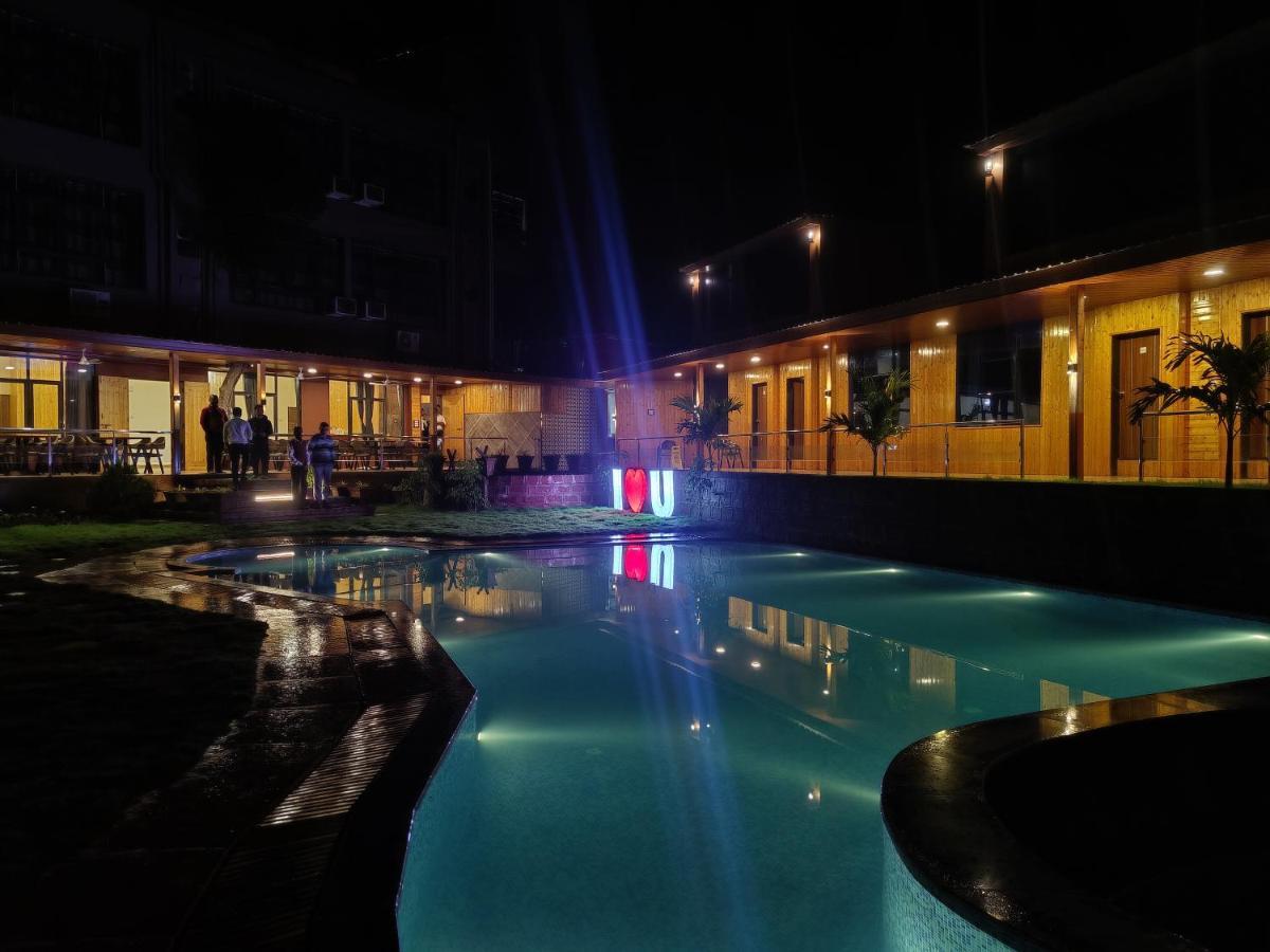 Arya Resort And Spa Mahabaleshwar Exterior photo