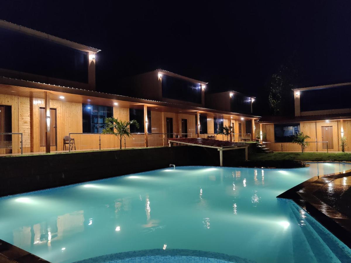 Arya Resort And Spa Mahabaleshwar Exterior photo